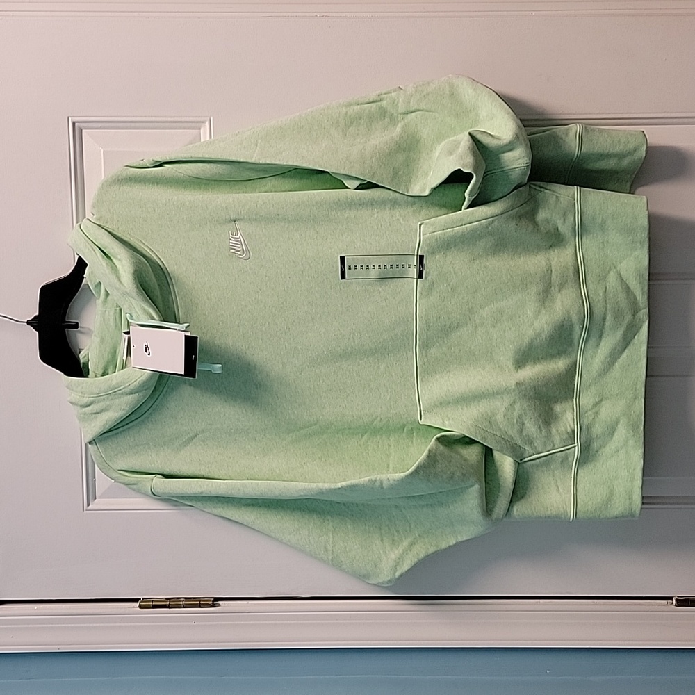 NWT Women's Plus size Nike hoodie